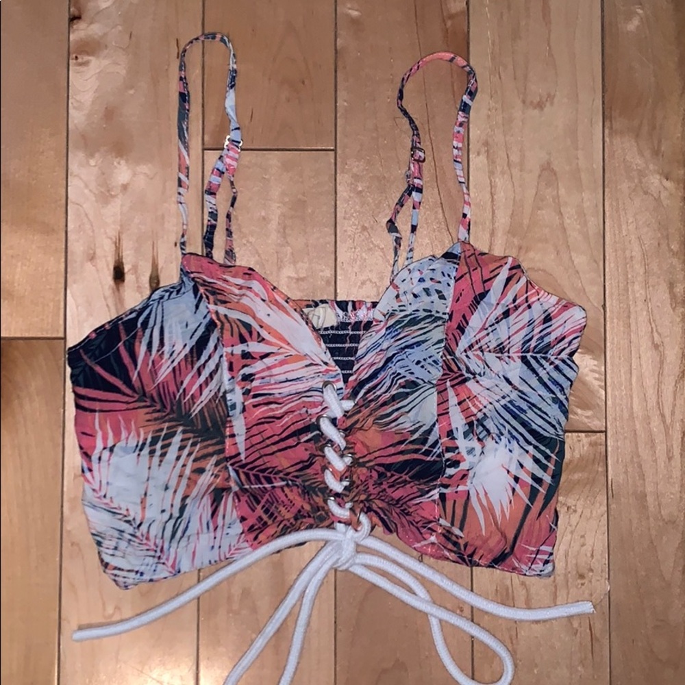 Floral Print Lace Up Crop